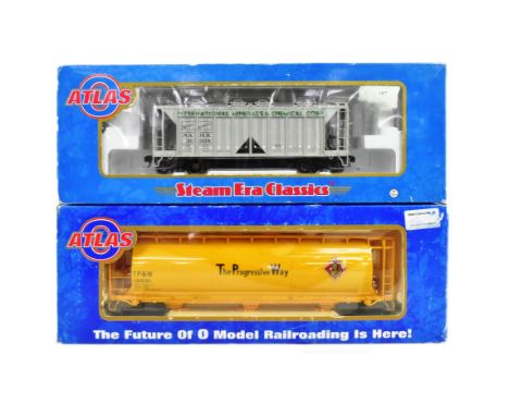 Model Railway - x2 vintage ATLAS railroad boxed diecast models. Comprising of; no. 6310-1 3-Bay Cylindrical Hopper and no. 93
