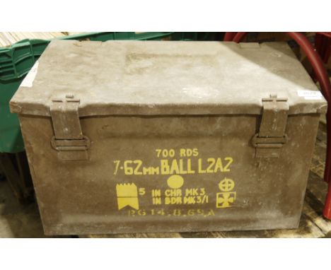 Post-WWII 700 round 7.62mm ball L2A2 ammunition&nbsp;container, circa late 1950's/1960's&nbsp;