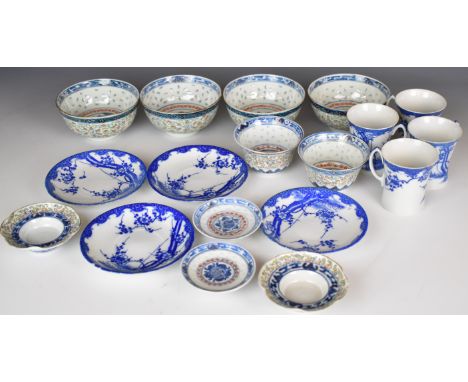 Seventeen pieces of Chinese blue and white ceramic including bowls, cups and saucers