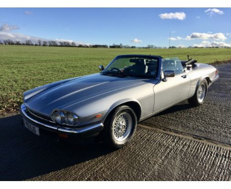 Jaguar XJS 5.3 V12 CONVERTIBLE 1989 - F6 XJS is a lovely example of Jaguars superb XJS Convertible that was first registered 