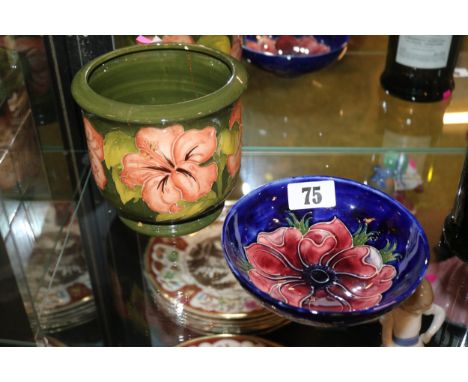 Moorcroft Hibiscus pattern planter and a Poppy pattern Moorcroft bowl 