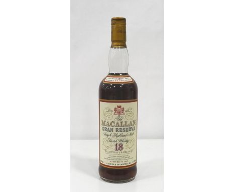 MACALLAN GRAN RESERVA 18YO - 1979
A rare and sought after bottle of the famous Macallan 18 Year Old Gran Reserva Single Malt 