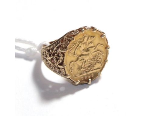 A 1925 half sovereign mounted as a ring, finger size J.  Shank hallmarked for 9 carat gold. Gross weight 8.27 grams. 