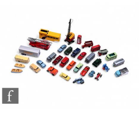 A collection of assorted Lesney and Matchbox diecasts including Jaguar 3.4 litre, Mercedes Benz 220 SE, Austin A55 Cambridge,