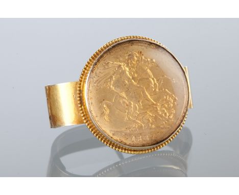 SOVEREIGN DATED 1887
mounted in a scarf ring, the scarf ring unmarked