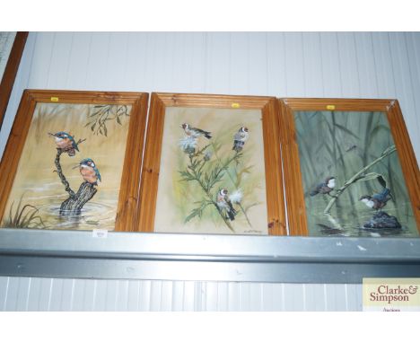 Peter R Holmes; three studies depicting birds