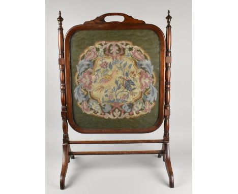 A Late Victorian/Edwardian Mahogany Framed Tapestry Fire Screen, 53cms Wide