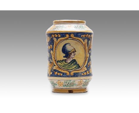 20th century | height: 27 cm | region: Caltagirone (Sicily) | country: Italy | condition: good | provenance: private pharmacy