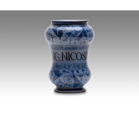 17th century | height: 20 cm | region: Venice | country: Italy | condition: good | provenance: private pharmacy museum | Alba
