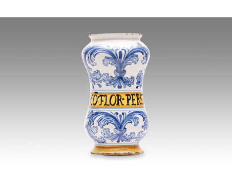 18th century | height: 20 cm | region: Deruta | country: Italy | condition: dent on bottom edge | provenance: private pharmac