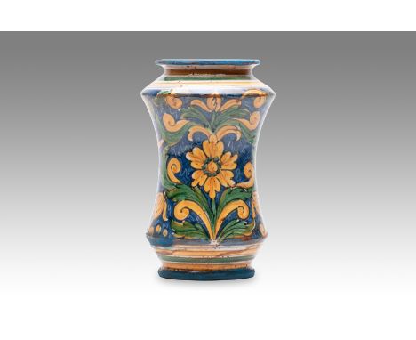 20th century | height: 25 cm | region: Caltagirone (Sicily) | country: Italy | condition: good | provenance: private pharmacy