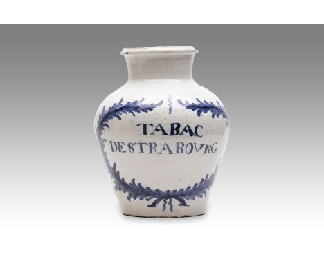End of the 18th century | height: 27 cm | region: Delft | country: Holland | condition: good | provenance: private pharmacy m