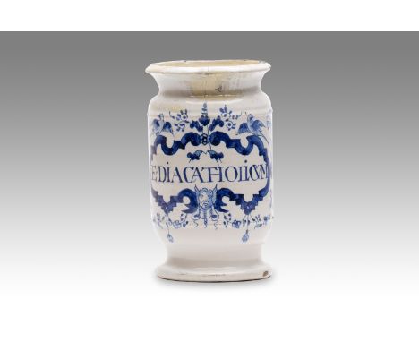 19th century | height: 18 cm | region: Delft | country: Holland | condition: restored | provenance: private pharmacy museum |