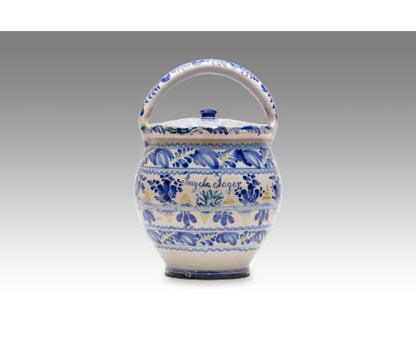 19th century | height: 32 cm | region: Central Europe | condition: minor dents | provenance: private pharmacy museum | Albare