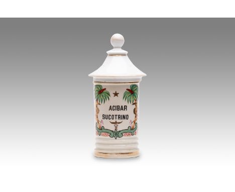 19th century | height: 27 cm | country: Spain | condition: cracks in the glaze | provenance: private pharmacy museum | Albare