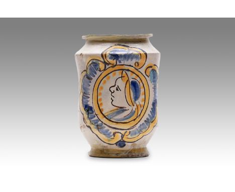 1786 | height: 19 cm | region: Caltagirone (Sicily) | country: Italy | condition: restored | provenance: private pharmacy mus