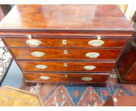 A GEO.III.MAHOGANY CADDY TOP BATCHELOR'S CHEST WITH BRUSHING SLIDE OVER FOUR GRADUATED DRAWERS.