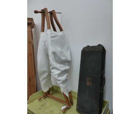 AN UNUSUAL VINTAGE JOHDPUR/ TROUSER BEECH FRAMED PRESS, LABELLED HAMMOND &amp; CO, OXFORD STREET. H.118cms.