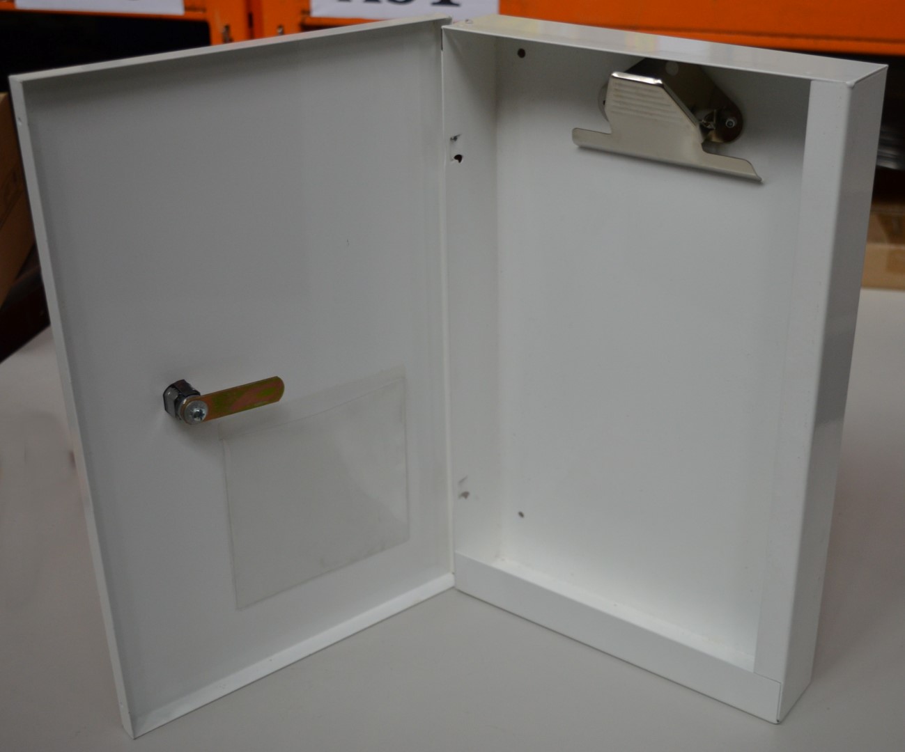 1 x Chubb Wall Mounted Document Security Box A4 Size Includes Two