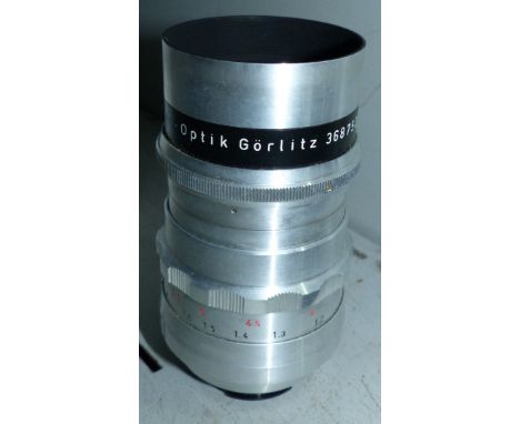 A Meyer-Optic Gorlitz camera lens 3687527 Trioplan 2.8/100, brushed metal casing