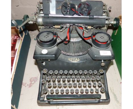 An early 20th century Royal manual typewriter