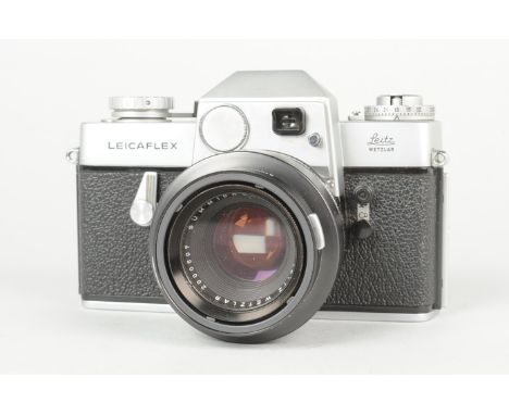 A Chrome Leicaflex SLR Camera, later type with round exposure counter window, serial no. 1 154 879, 1966, body G, shutter wor