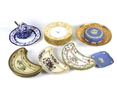 A quantity of assorted decorative ceramics. Including Copeland Spode kidney shaped dishes, Hammersley &amp; Co gilt plates, W