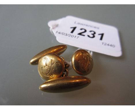 Pair of 18ct gold cufflinks, monogrammed ' R '