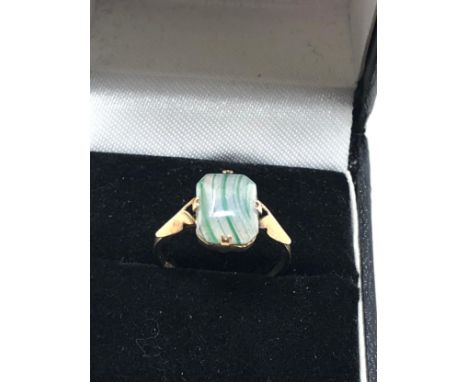 9ct gold vintage paste ring (1.9g)