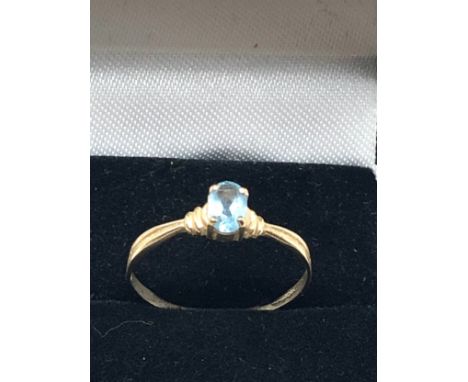 9ct gold vintage topaz solitaire ring (0.9g)