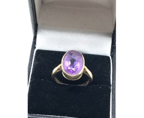 9ct gold vintage amethyst statement ring (4.6g)