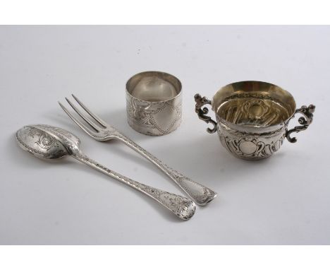 A MINIATURE VICTORIAN PORRINGER Britannia standard, by J&F Pairpoint, London 1889 and an engraved Christening spoon, for & na