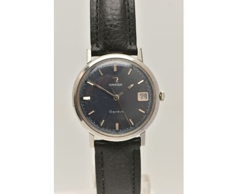 A GENTS 'OMEGA' WRISTWATCH, manual wind, round blue/black dial signed 'Omega Geneve', baton markers, date aperture at the thr