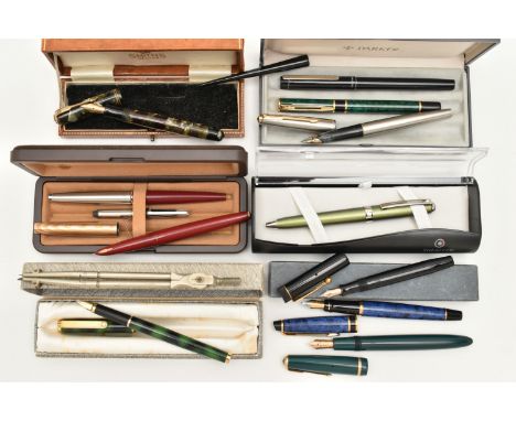 A BOX OF PENS, to include a boxed 'Sheaffer' ball point, a green barrel 'Parker' fountain pen with 14k nib, a blue marble eff