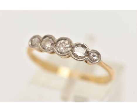 A YELLOW METAL FIVE STONE RING, five graduated round brilliant cut diamonds, each collet set in a white metal mount, estimate