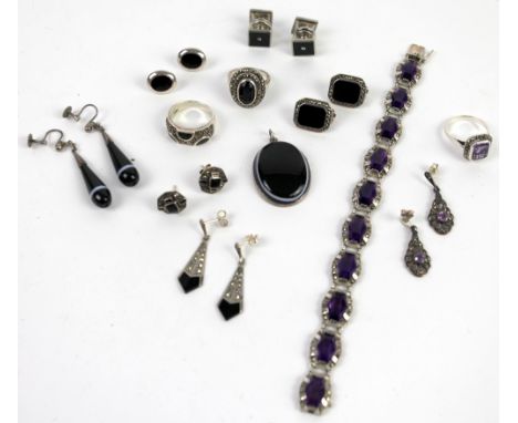Amethyst and agate silver jewellery,  banded agate drop earrings, black enamel shirt studs, other items with onyx, an amethys