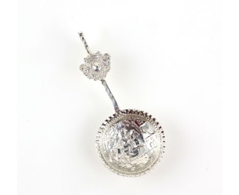 Horse embossed silver caddy spoon, London 1890.    