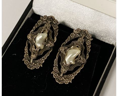 SILVER DRESS EARRINGS - MOTHER OF PEARL