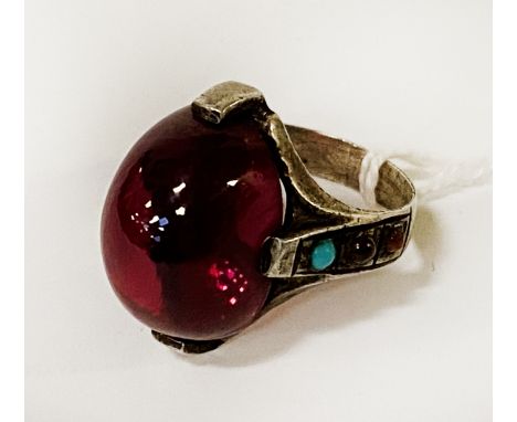 ANTIQUE IRANIAN SILVER &amp; CABACHON RUBY RING WITH TURQUOISE &amp; OTHER SEMI-PRECIOUS STONES TO THE SIDE SIZE R/S