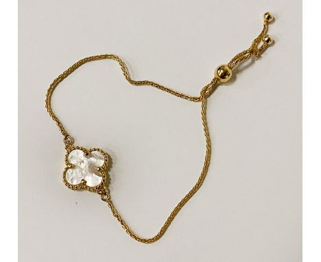 GOLD &amp; MOTHER OF PEARL CLOVER BRACELET