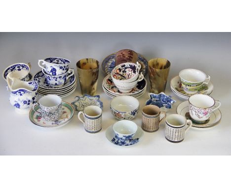 A selection of assorted ceramics, to include; three pearl ware coffee cans each with brown dashed detail, two pearl ware leaf