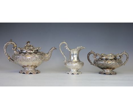 An early Victorian silver three piece tea service, Edward, Edward Junior, John & William Barnard, London 1837, each piece of 