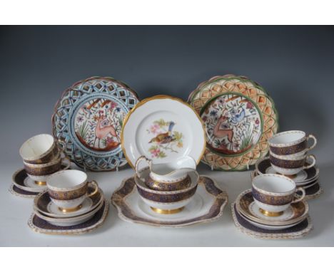 Three Spode Audubon Birds plates, decorated with a Blue Crosbeak, a Passenger Pigeon and a Myrtle Warbler, 20cm diameter, wit
