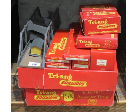 A collection of Triang 00 gauge model railway equipment, mostly in original boxes, including Passenger train set R1X, Operati