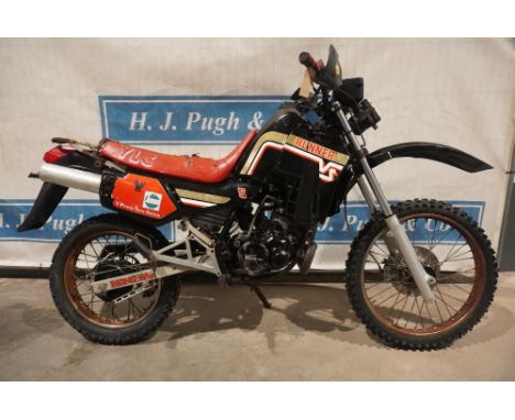 Malagutti Yamaha YLC 125 Powervalve enduro motorcycle. Engine turns over. NOVA 