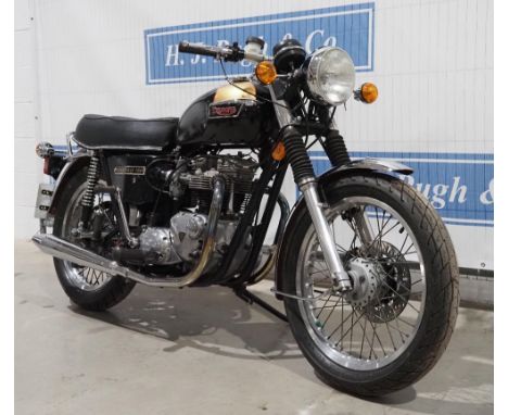 Triumph Bonneville 750 motorcycle. 1976. 736cc. New discs, master callipers, new battery and new oil. Runs and rides. Matchin