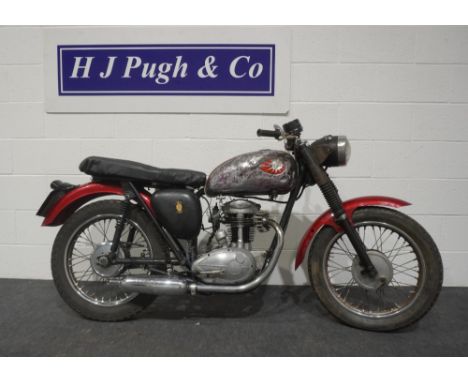 BSA C15 motorcycle project. 1960. Frame No. 38098. Engine No. 25566. Engine turns over. No docs 
