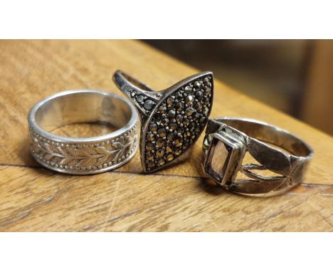 Silver Vintage 3x Dress Rings + Celtic examples - 11.1g