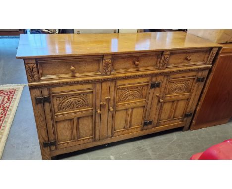 Antique Oak Sideboard - in a Light Titchmarsh &amp; Goodwin style - 137x46 by 84cm high
