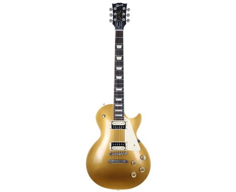 2017 Gibson Les Paul Classic electric guitar;&nbsp;Body: gold top finish upon mahogany back, lacquer checking to top, light s